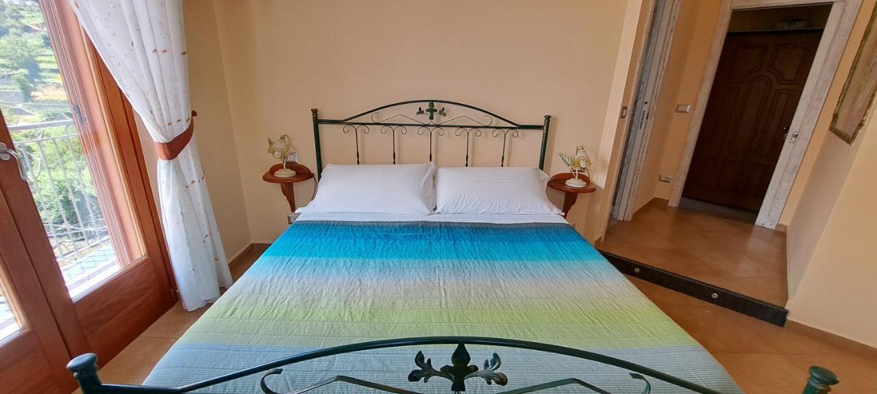 B&B Springs Of Gods Pianillo Екстериор снимка